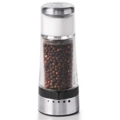 OXO - Good Grips Grinder Shaker