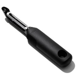 OXO - Good Grips Serrated Peeler