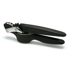 Chef'N - FreshForce Garlic Press